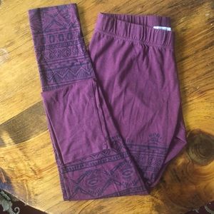 Maroon Tribal leggings